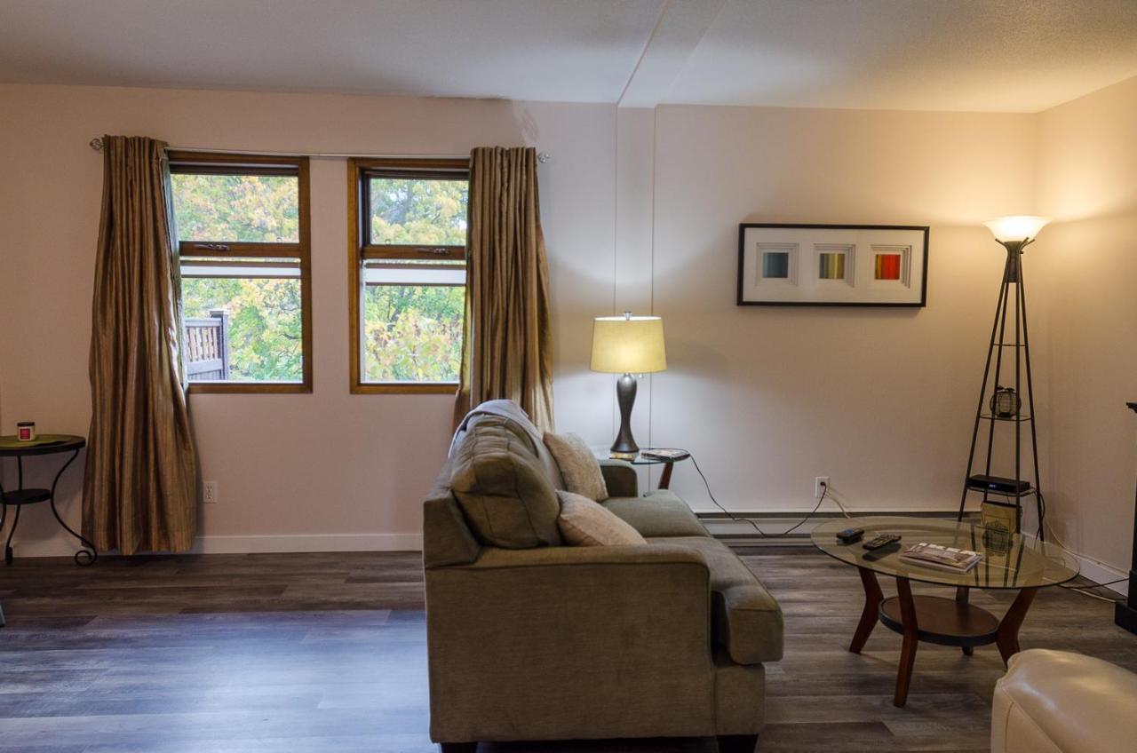 St Andrews By The Lake Golf Resort Kaleden Екстериор снимка