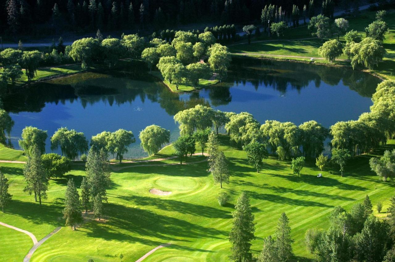 St Andrews By The Lake Golf Resort Kaleden Екстериор снимка